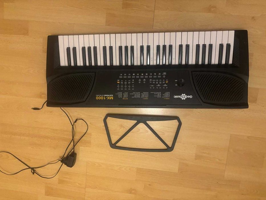 MK-1000 Teclado Portátil de 54 Teclas Gear4Music