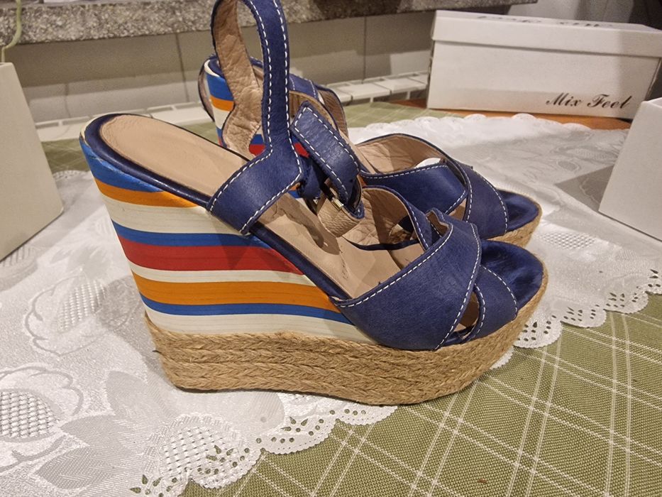 Sprzedam sandały nr 36