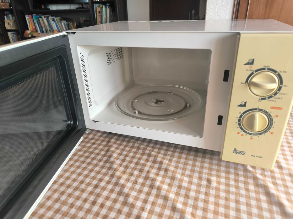microondas com grill Teka