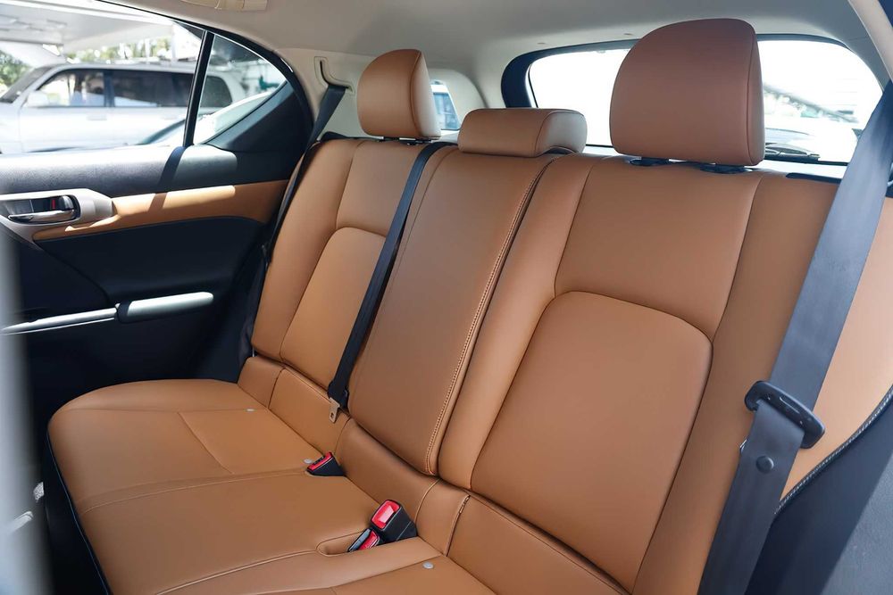Lexus CT 200h      2017