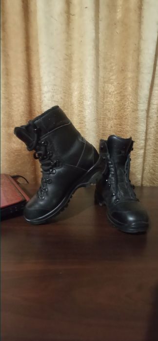 Берці, берци, бєрци, черевики