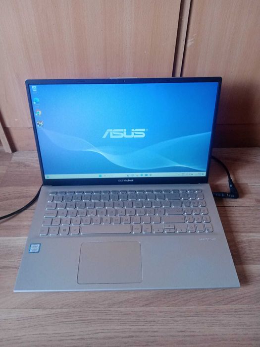 Portátil ASUS VivoBook i5 8ª Gen