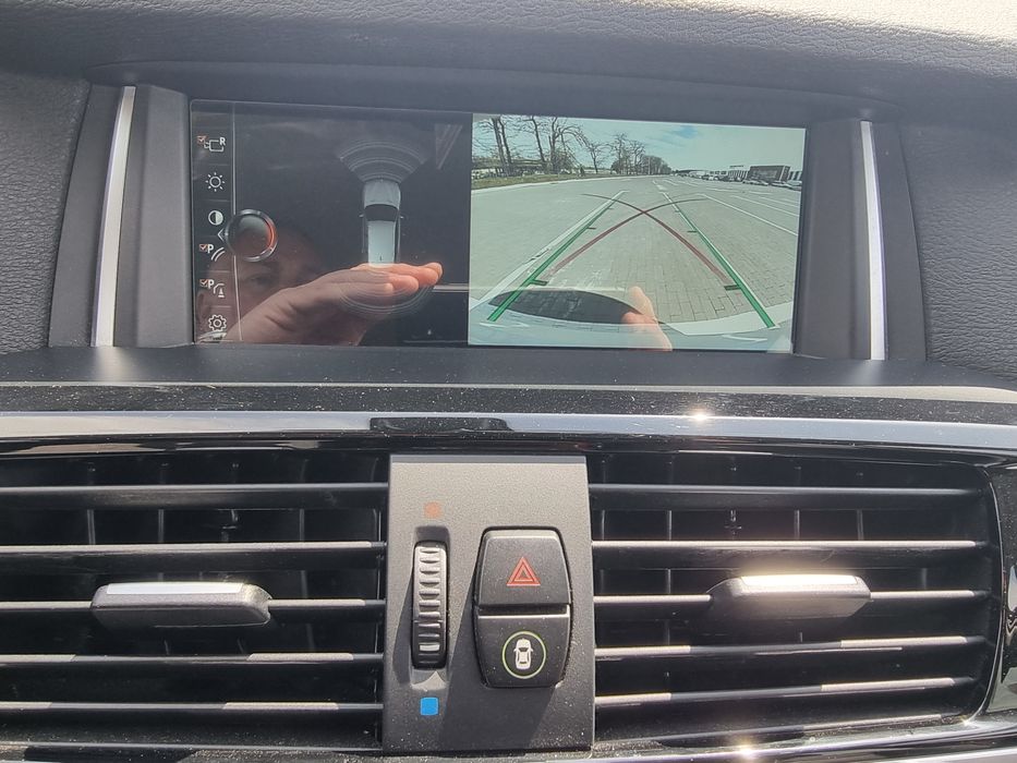 Bmw x3 x drive     28i
