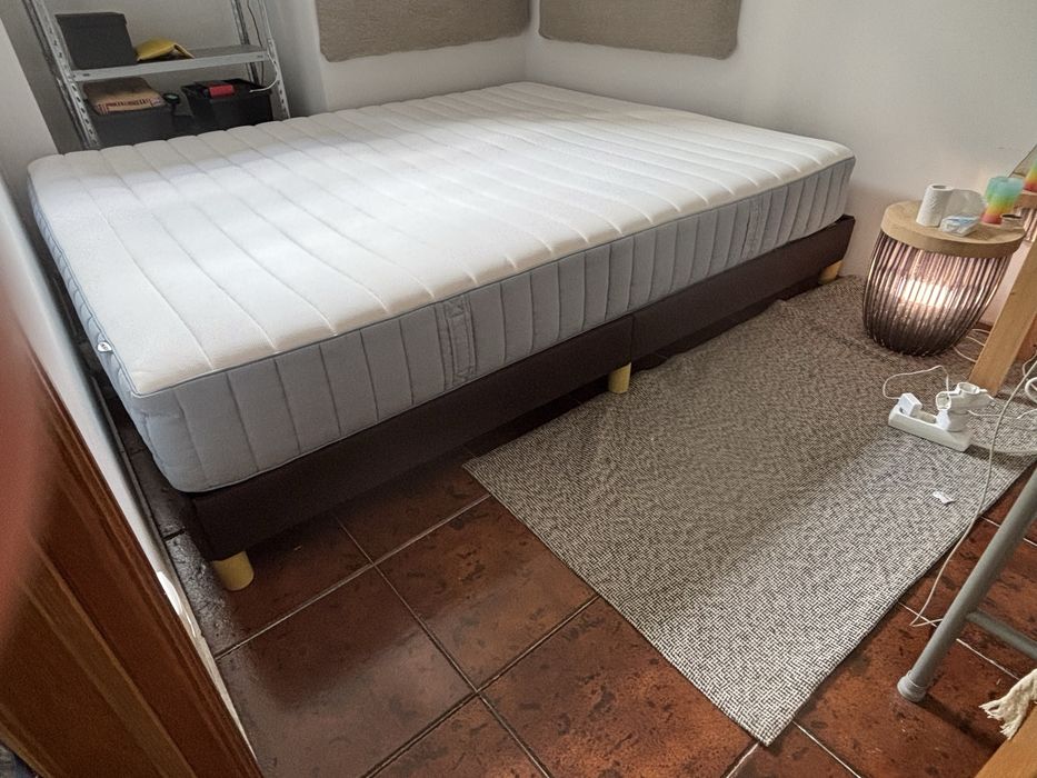 Colchao IKEA valesvag molas ensacadas 160x200 otimo estado