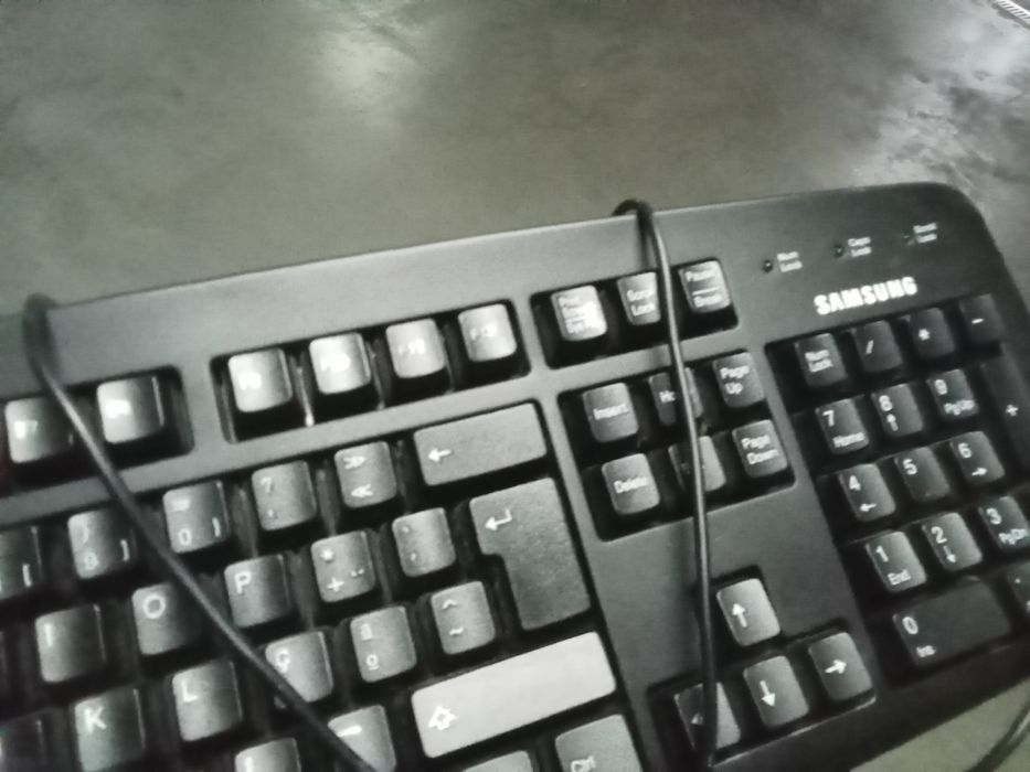 Teclado Samsung  em óptimo estado