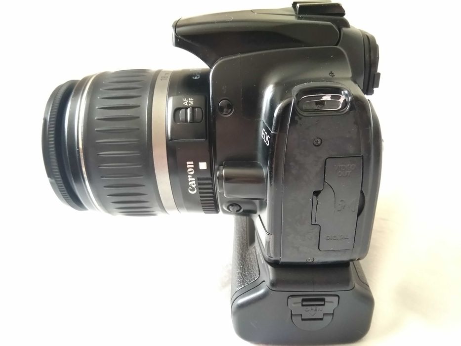 Продам фотоапарат Canon EOS 400D