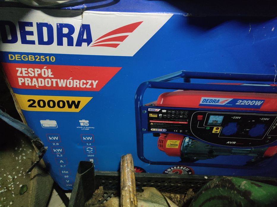 Генератор Dedra DEGB2510 бензиновий  2.5кВт