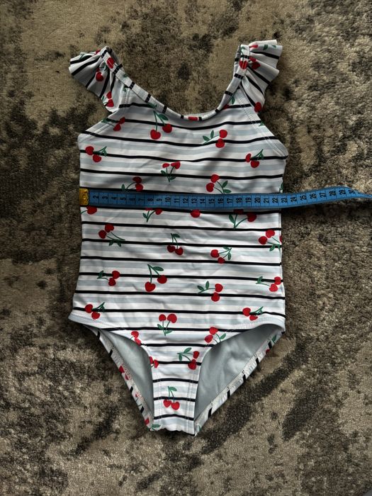 Купальник на дівчинку