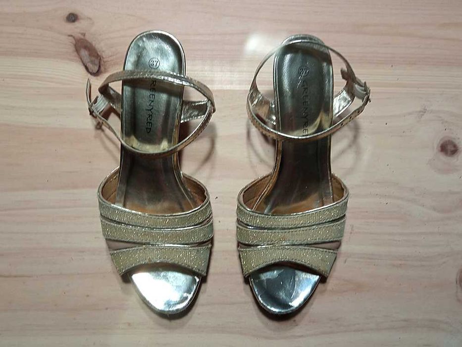 Sapatos de Salto Greenyred