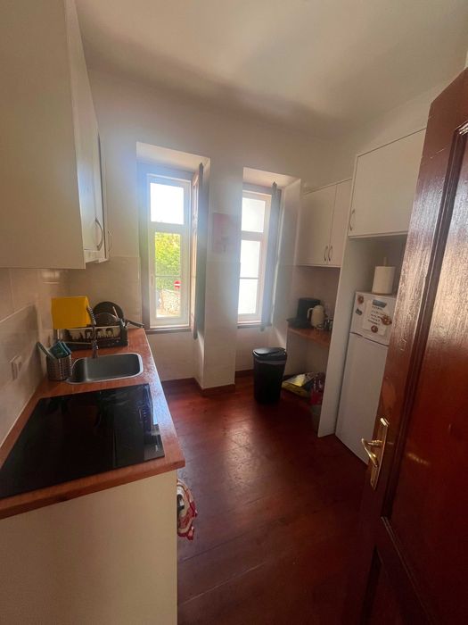 Quarto para arrendar - Paço de Arcos