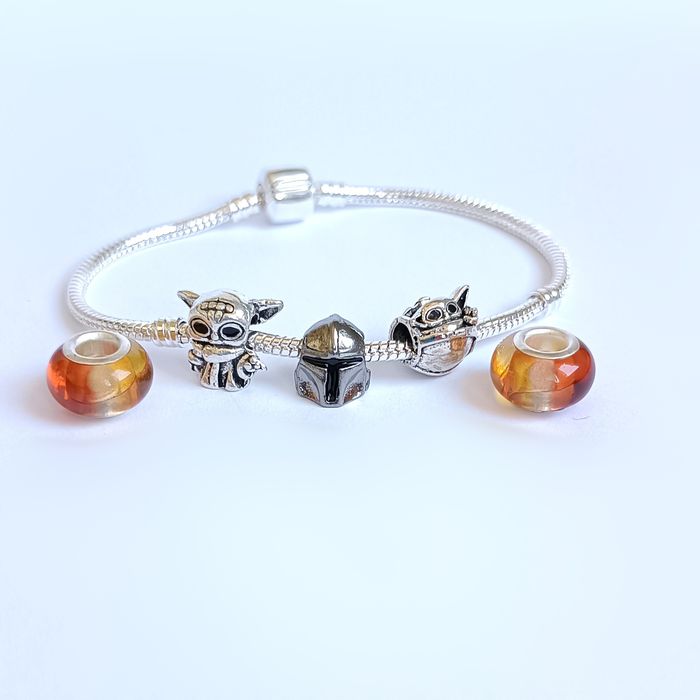 Bransoletka charms Mandalorianin charmsy wielobarwne Murano