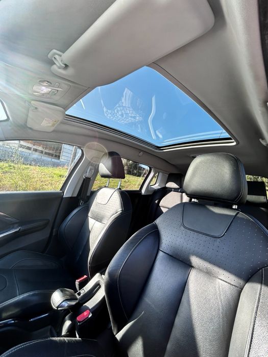 Peugeot 2008 1.6 e-hdi 120cv allure Nacional