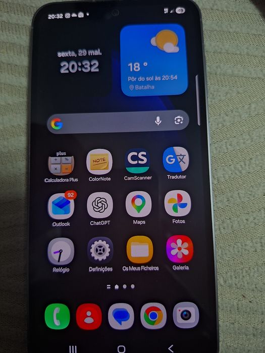 Samsung s 23 fe.