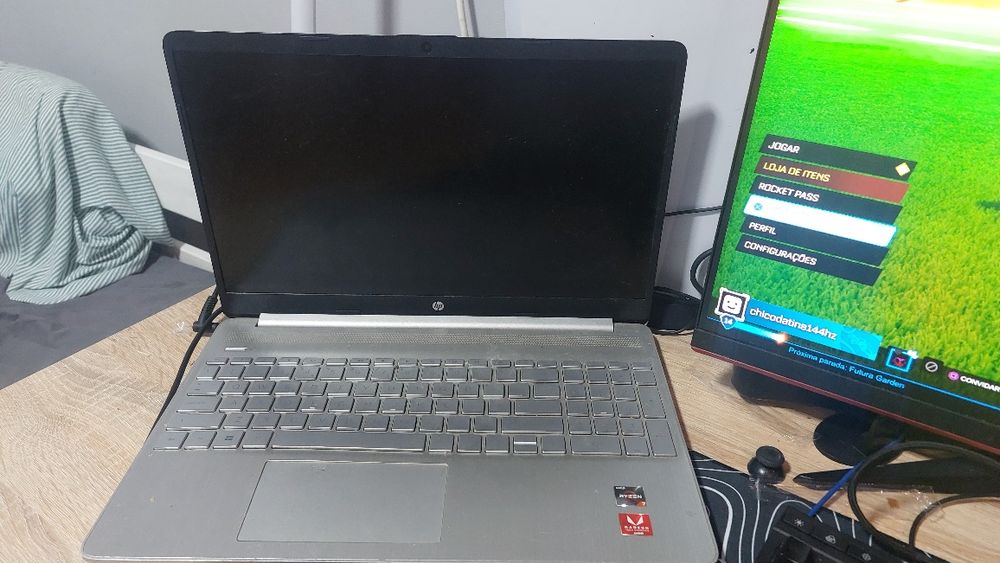 Portatil hp 15s-eq0012np ryzen 7 3700u with radeon vega mobile gfx