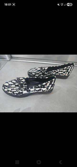 Buty Venezia skora naturalna 39 nowe