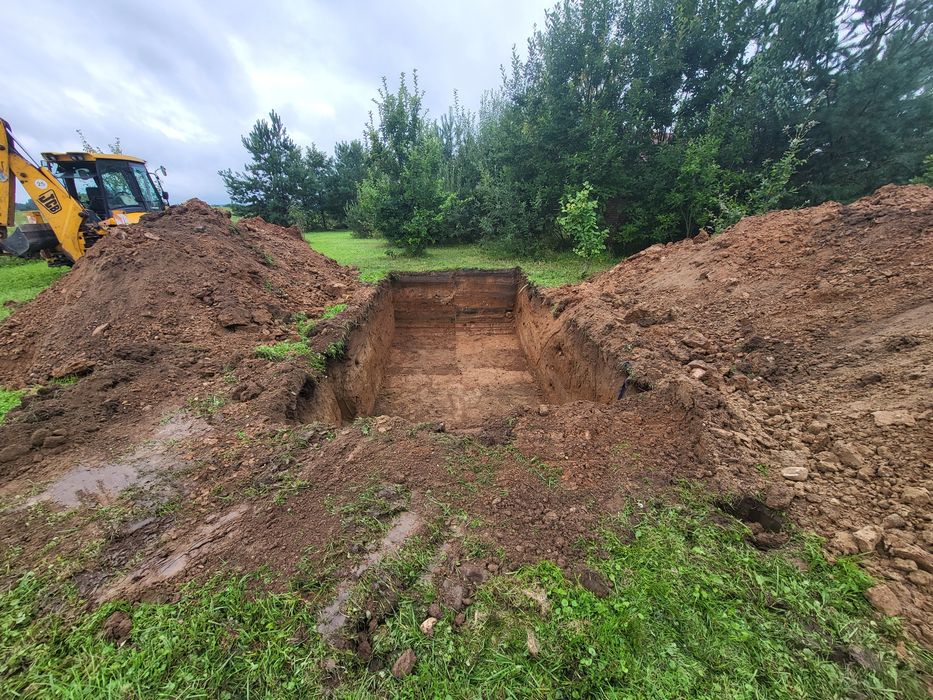 Usługi koparko-ładowarką