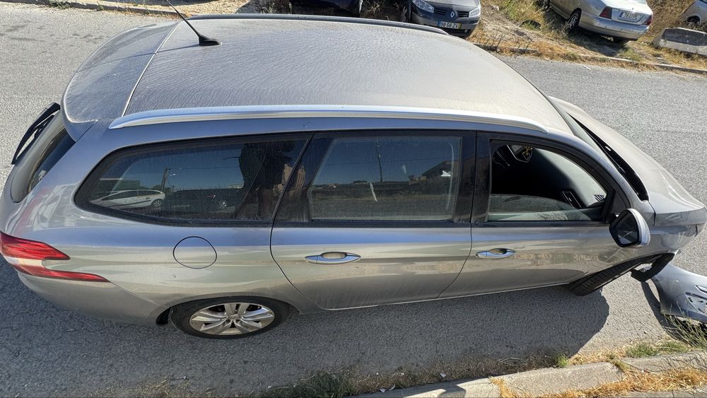 Peugeot 308 2017 para peças ou arranjar
