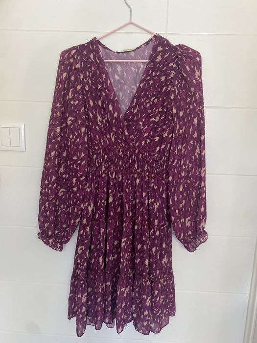 Vestido de mangas compridas com padrão