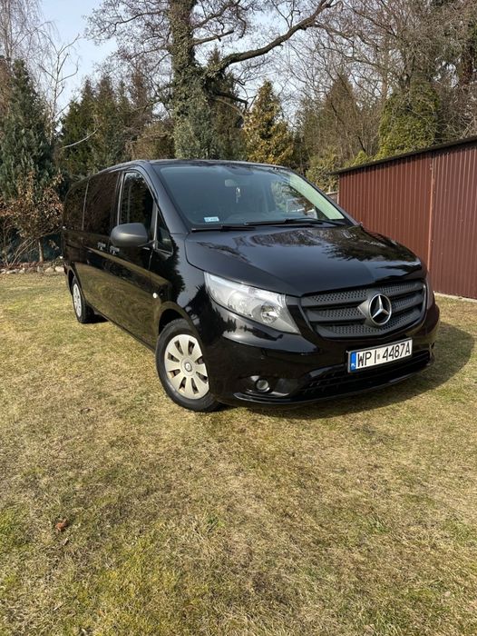 Wynajem busów 9 osobowych Mercedes Vito automat