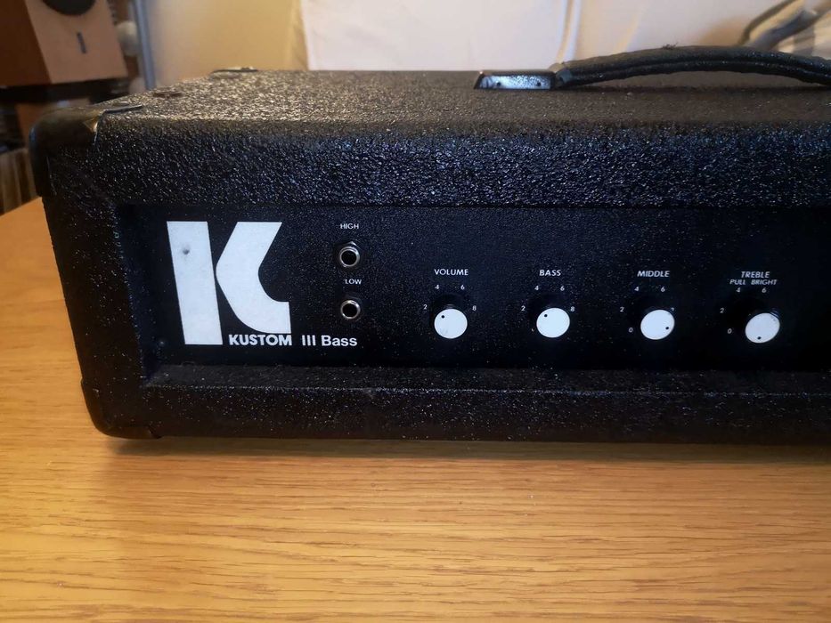 KUSTOM  III BASS świetny head basowy USA