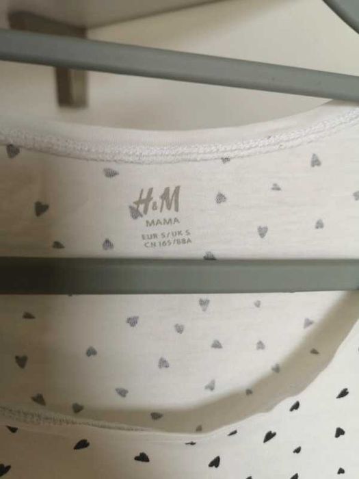 H&M Mama t-shirt biały w czarne serduszka 36 / S