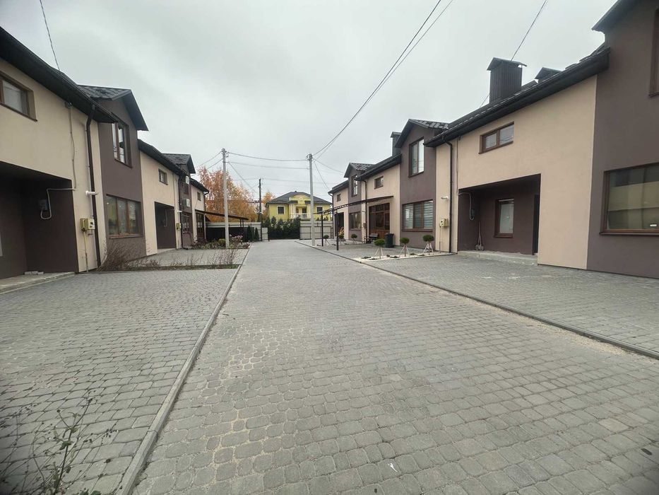 Продаж таунхауса на Менделєєва