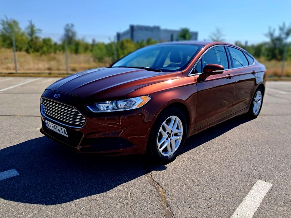 Ford Fusion SE 2015