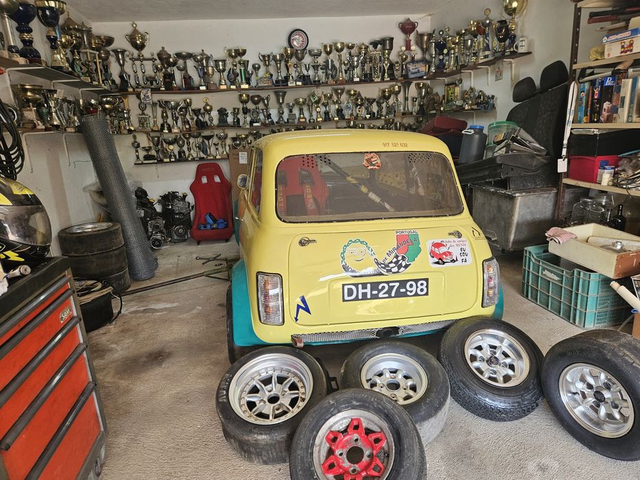 Minis, de competição ganhador,  mini 1000 verde  e mini  preto d 1967