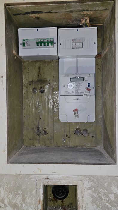 Elektryka, Instalacje elektryczne, kamery, alarmy, smart home sinum.