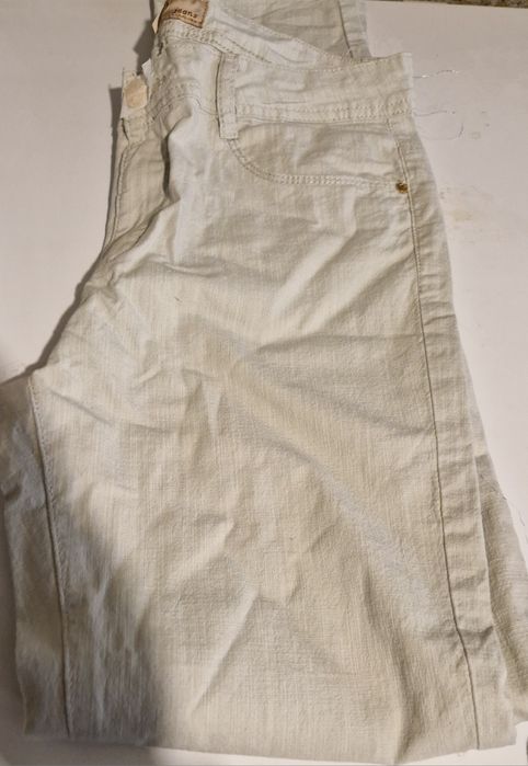 Vendo calças ganga novas