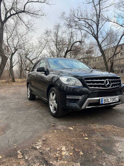 Шрот Mercedes W166 ML 350 Розбірка/запчастини Мерседес МЛ 166