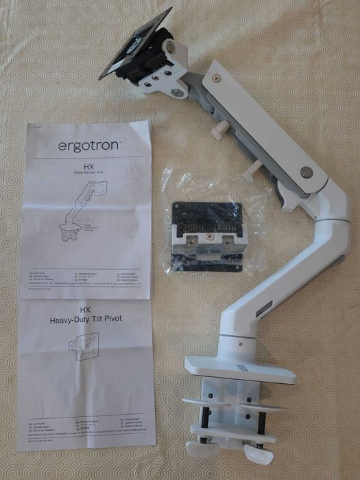 ergotron HX Desk Monitor Arm + Heavy-duty Tilt Pivot