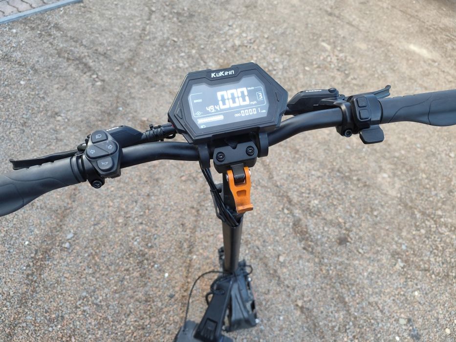 Hulajnoga elektryczna kukirin G2 master