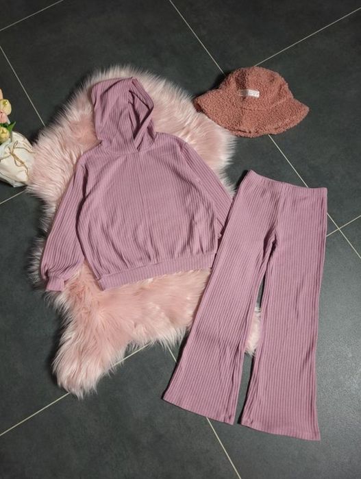 костюм в рубчик від H&M на ріст 122 для дівчинки