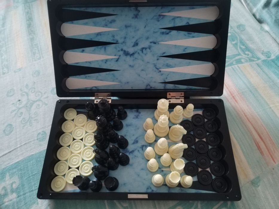 шахматы настольные, игра