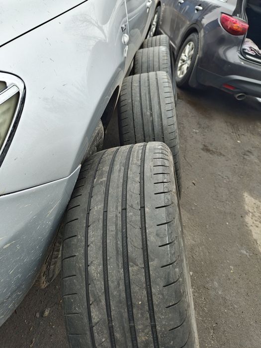 Goodyear 265/45 R21