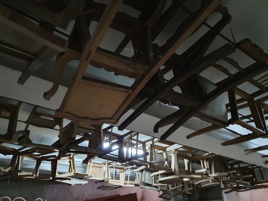 Cadeiras rusticas antigas Lote 100