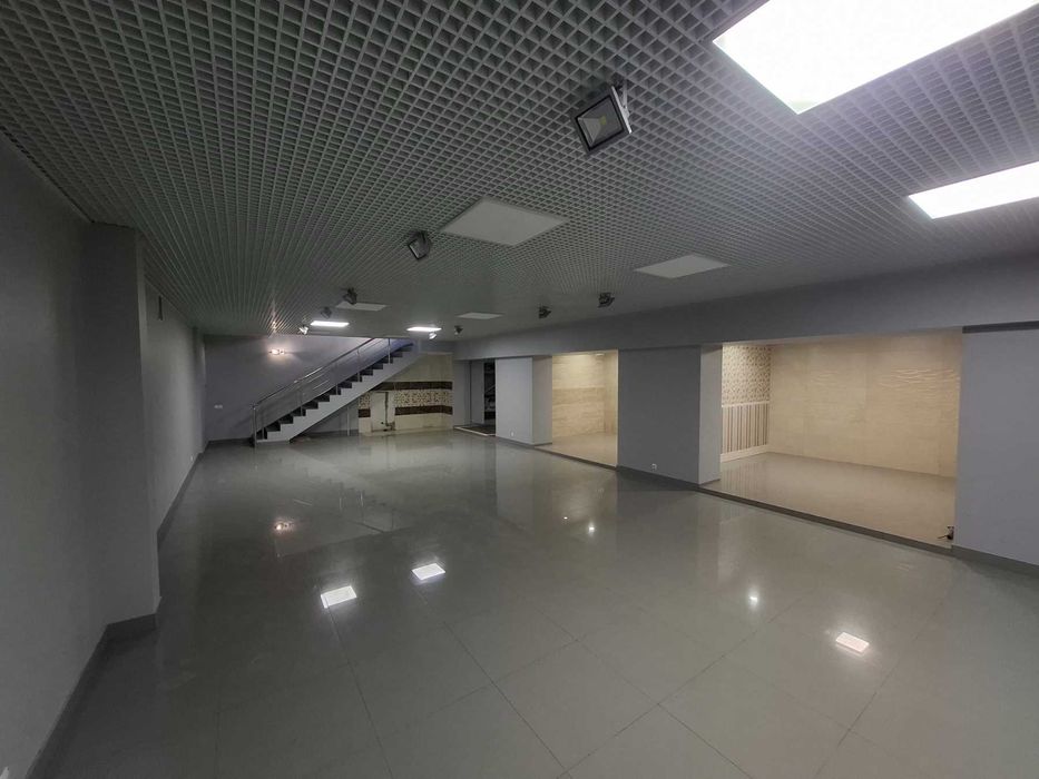 Оренда м. Хмельницький вул. Панаса Мирного 14/1А, 135 м2 23000 грн.