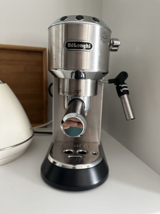 Delonghi dedica café po