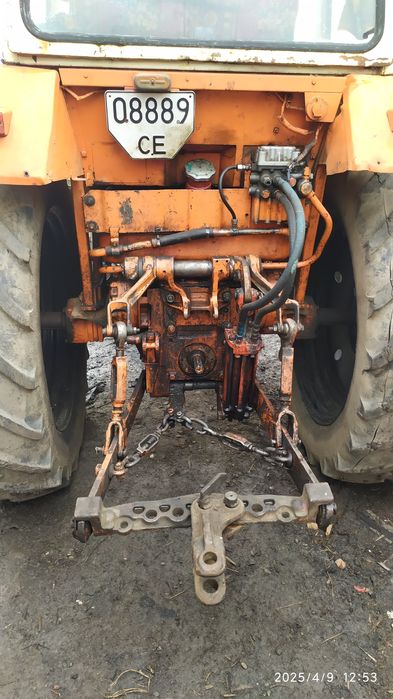 Трактор колесный ЮМЗ 6