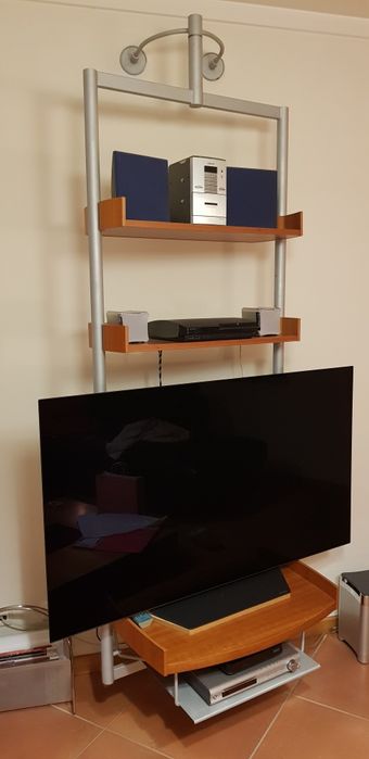 Suporte televisão rotativo, em muito bom estado. Aceito propostas