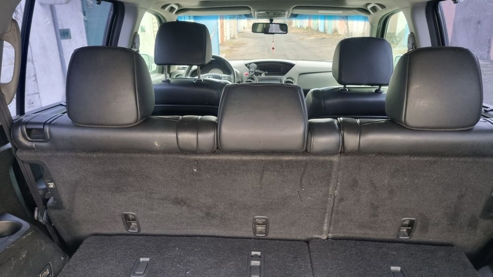 Продаётся классный личный  аппарат хонда пилот2  2008года,