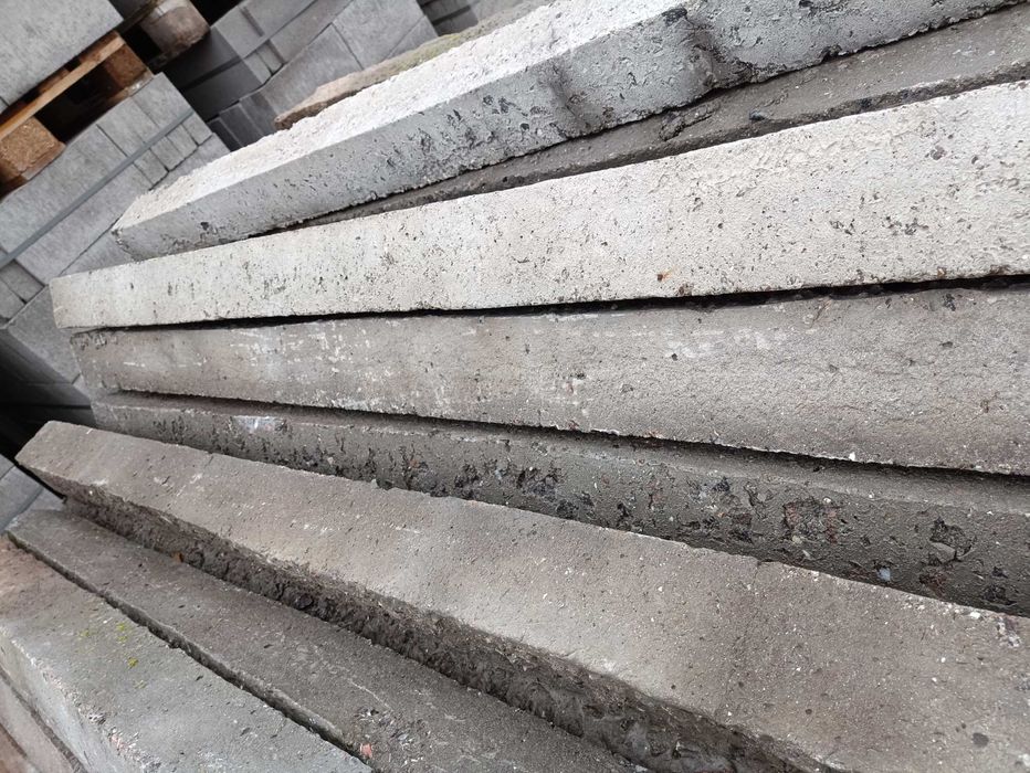 Бетонні стовчпики