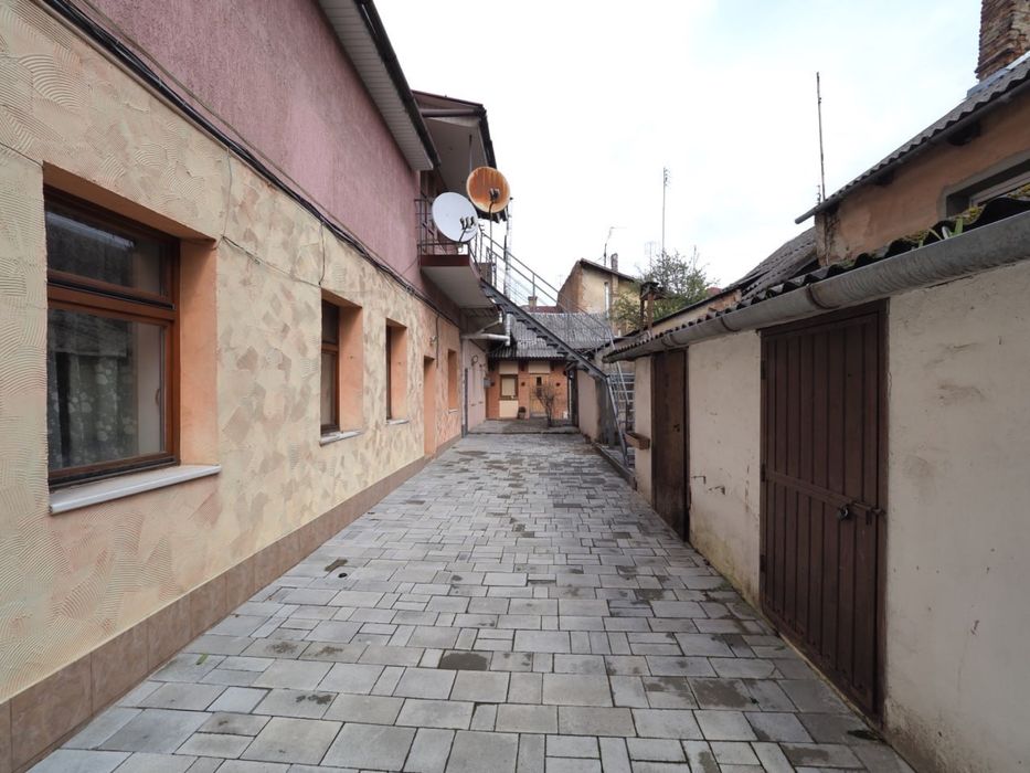 Квартира подобово в історичному центрі.