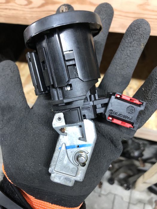 Замок запалювання Renault Master 3, Opel Movano