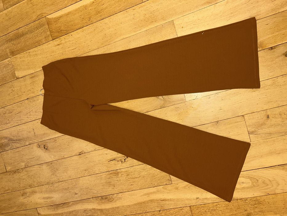 Spodnie z szerokimi nogawkami