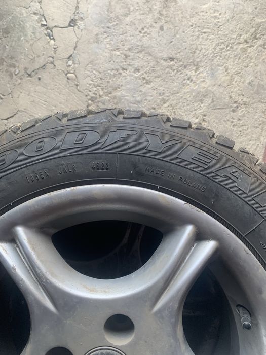 Продам колеса зимні р14