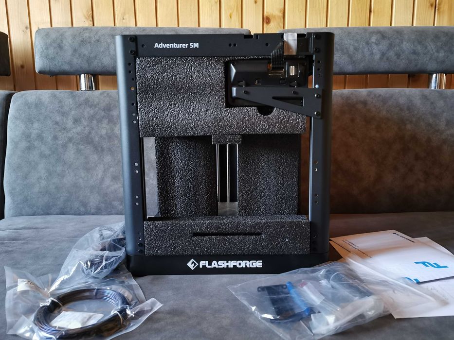 Новий 3D-принтер FlashForge Adventurer 5M повний комплект з США