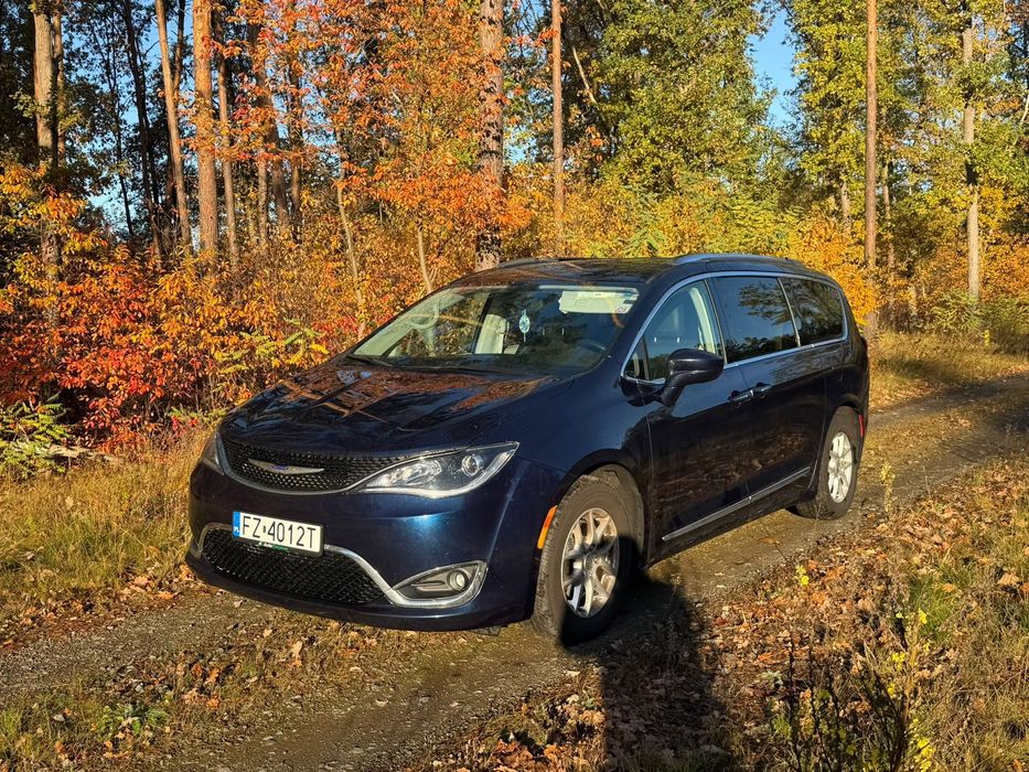 Chrysler Pacifica