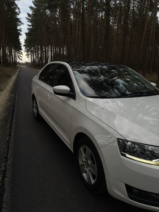 Skoda rapid 1.6 tdi czarny dach